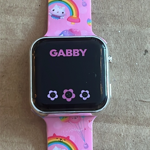 GABBYS DOLLHOUSE DIGITAL WATCH BY DREAMWORKS, like new - Picture 2 of 7